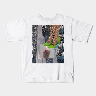 Benjamin burns Kids T-Shirt